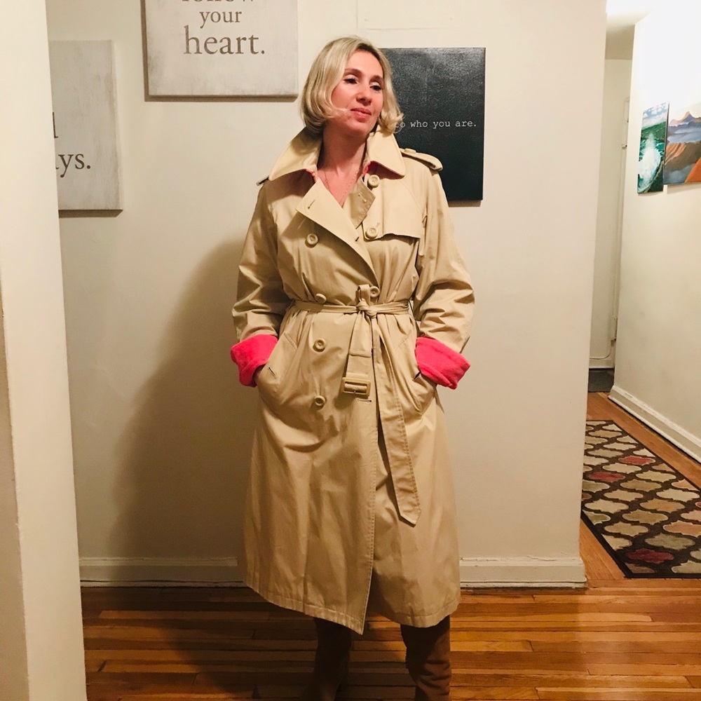 Juicy Couture trench coat. - Picture 2 of 3